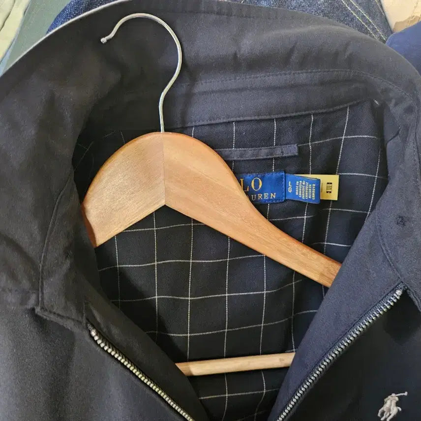 [SOLD OUT] 폴로 랄프로렌 바이스윙 L 신품급 qr 됨 바람막이 블랙