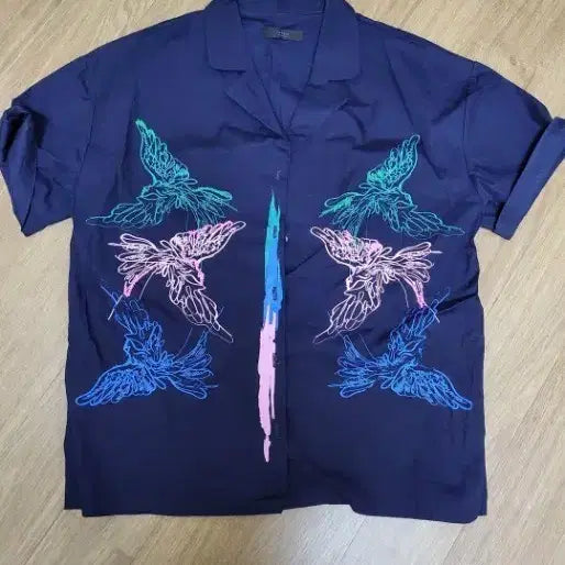 [BUNJANG] Navy Printed Short-Sleeve Shirt / 네이비 컬러 새 프린팅 반팔 셔츠