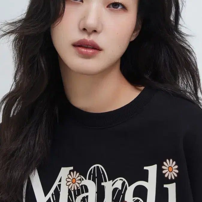 [BUNJANG] Mardi Mercredi Blossom Sweatshirt / 마르디메크르디 블러썸 스웻셔츠
