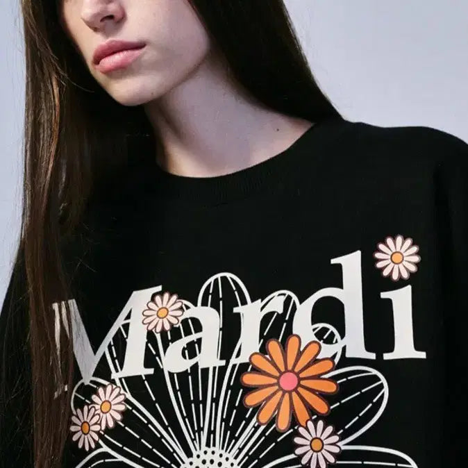 [BUNJANG] Mardi Mercredi Blossom Sweatshirt / 마르디메크르디 블러썸 스웻셔츠