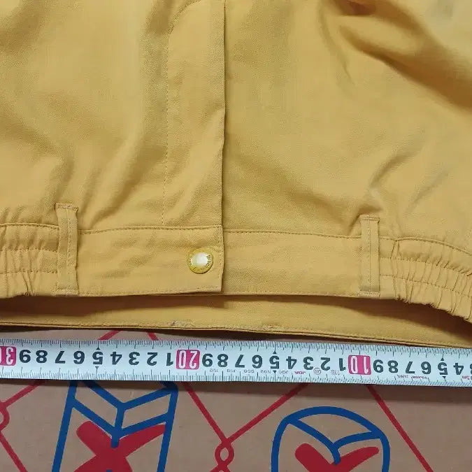 [BUNJANG] Discovery Yellow Cargo Jogger Pants / 디스커버리 옐로우 카고 조거팬츠