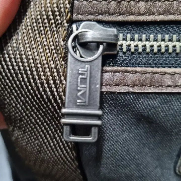 [BUNJANG] TUMI Authentic Verification Service / 투미 정품/가품 구별해 드립니다