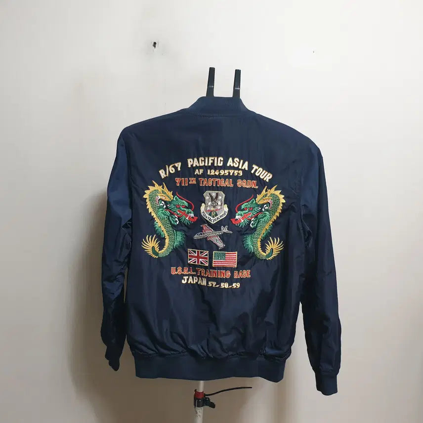 [BUNJANG] Casual Reversible Zip-up Jacket (Size 95) / 캐주얼 집업점퍼/자켓/양면/95