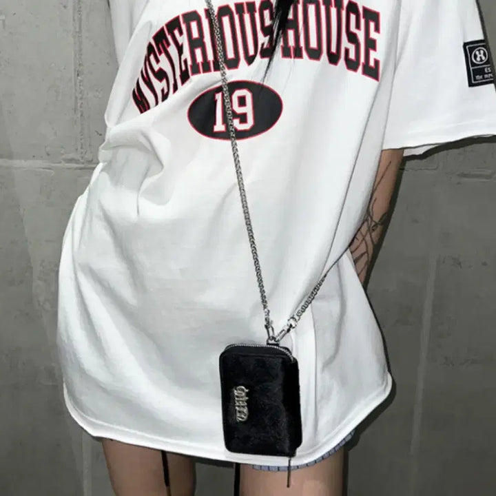 [BUNJANG] The Mysterious Hotel Cow Hair Wallet Bag / 미스테리어스호텔 더미스테리어스호텔 COW HAIR WALLET BAG