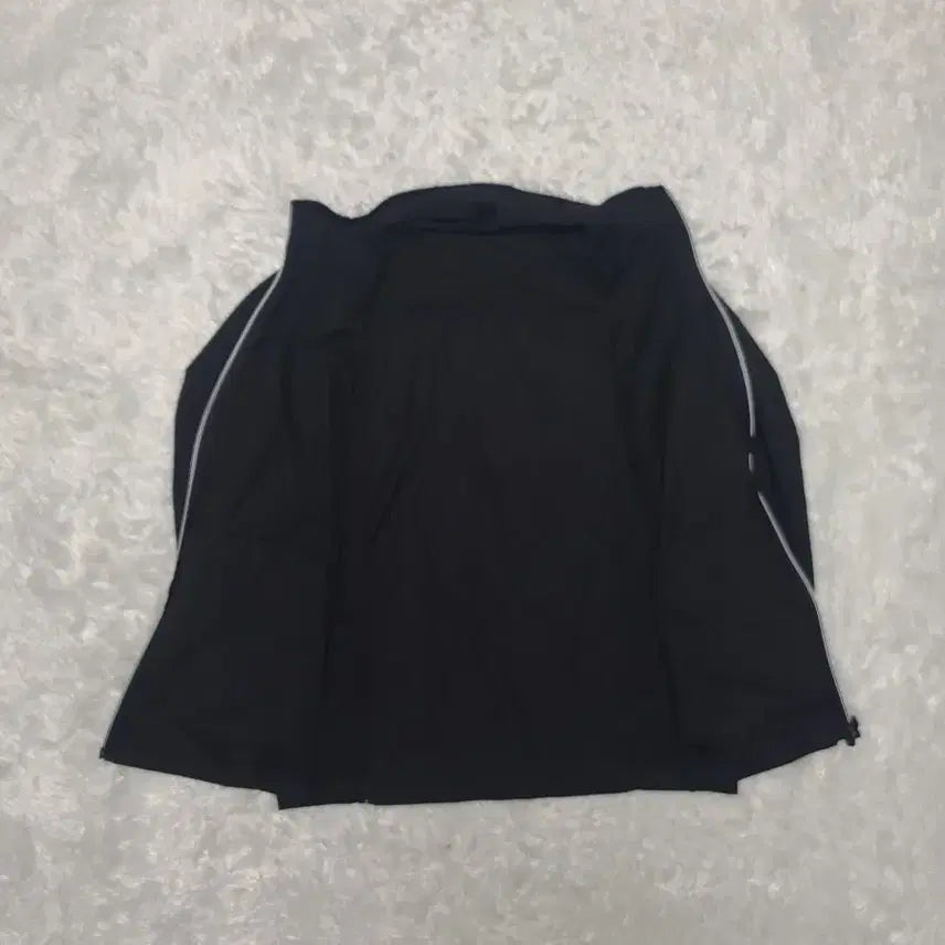 [SOLD OUT] 스켈리도 블랙 바람막이 XL