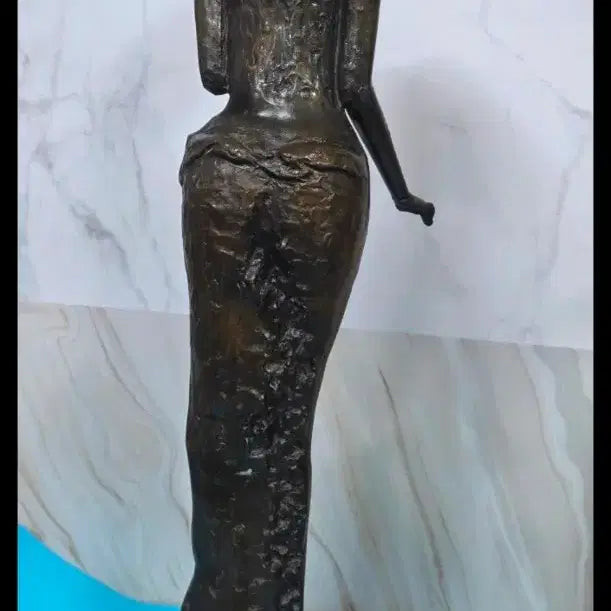 [BUNJANG] Large Metal Sculpture Woman Figure / 대형 조형물  모자쓴 여인