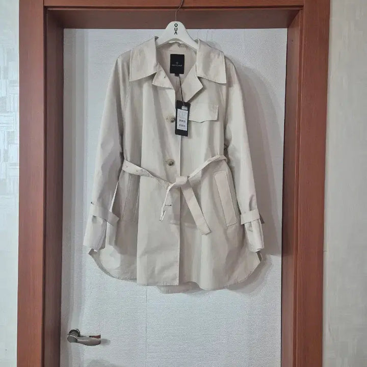 [SOLD OUT] 나이스클랍 베이지 트렌치 코트 새상품 정가219000원