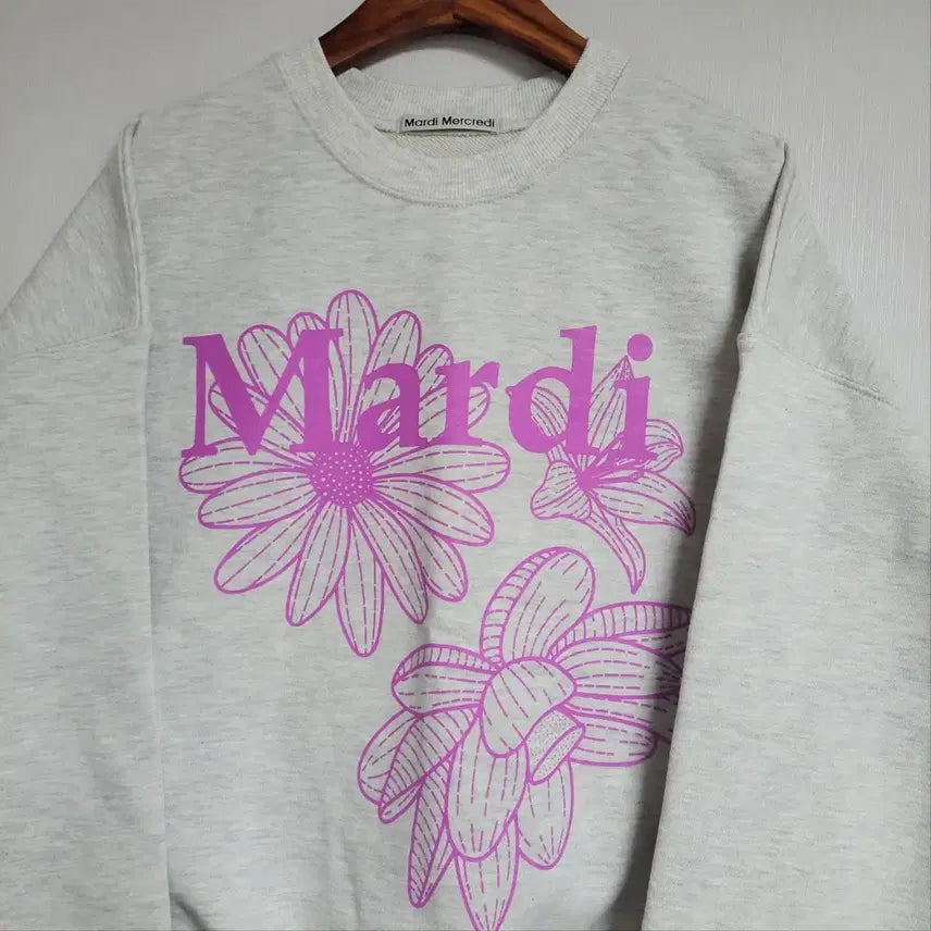 [BUNJANG] Mardi Mercredi Triple Sweatshirt / 마르디메크르디 트리플 스웻셔츠