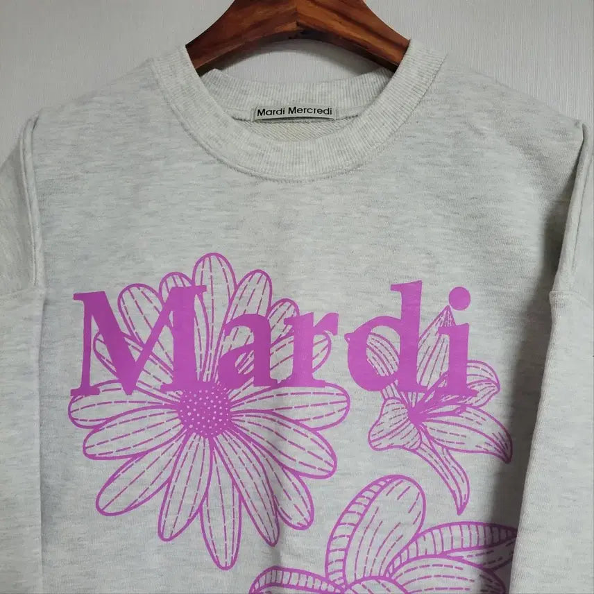 [BUNJANG] Mardi Mercredi Triple Sweatshirt / 마르디메크르디 트리플 스웻셔츠