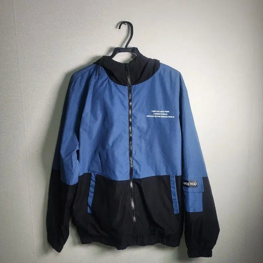 [SOLD OUT] 블루/블랙 배색 바람막이 4XL