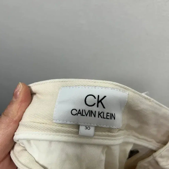 [BUNJANG] Calvin Klein Ivory Beige Cotton Pants / 켈빈클라인 ck 30 아이보리 베이지 면바지