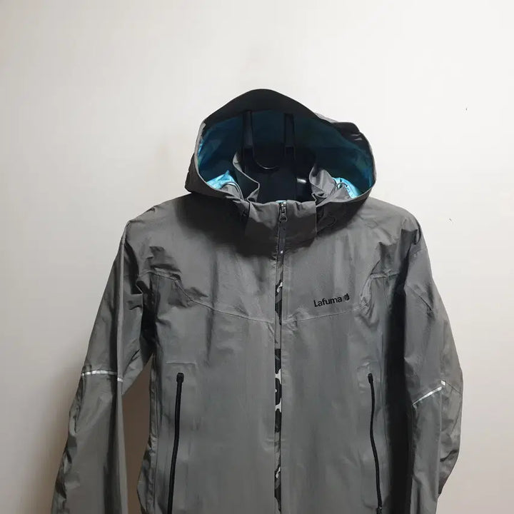 [BUNJANG] Lafuma Hooded Windbreaker Jacket (Size 100) / 라푸마 후드바람막이점퍼/100