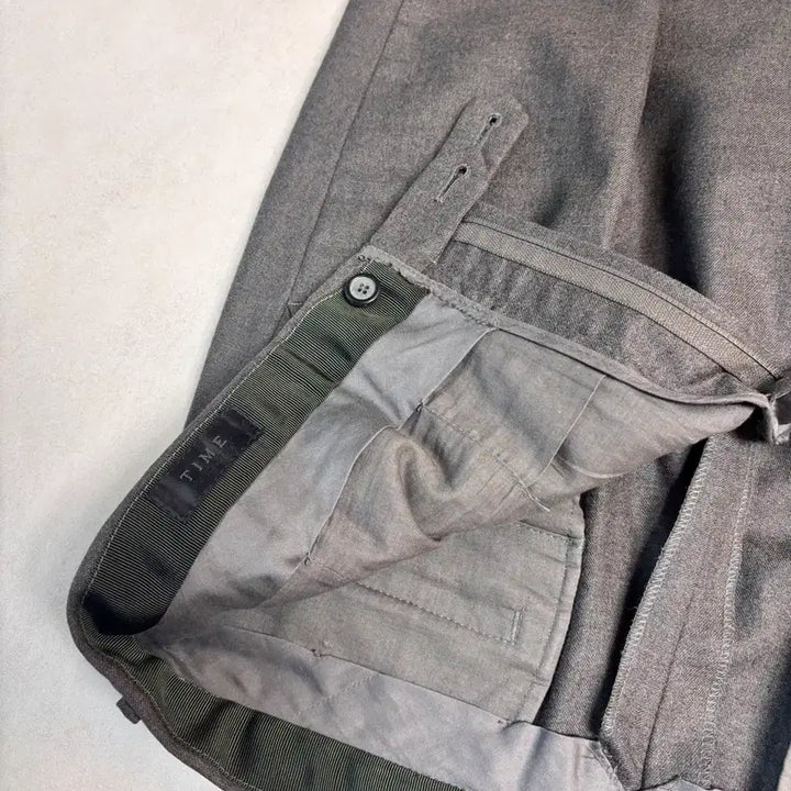 [SOLD OUT] 타임옴므 울 슬랙스 다크그레이