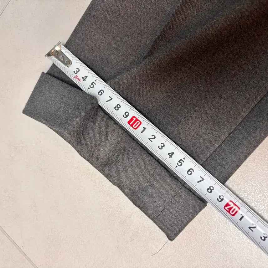 [SOLD OUT] 타임옴므 울 슬랙스 다크그레이
