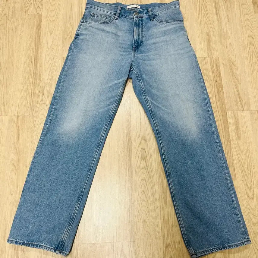 [SOLD OUT] 유니클로 JWA 스트레이트진 63BLUE 32