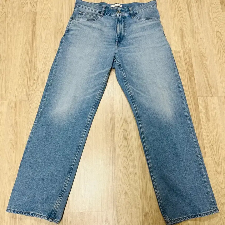 [SOLD OUT] 유니클로 JWA 스트레이트진 63BLUE 32