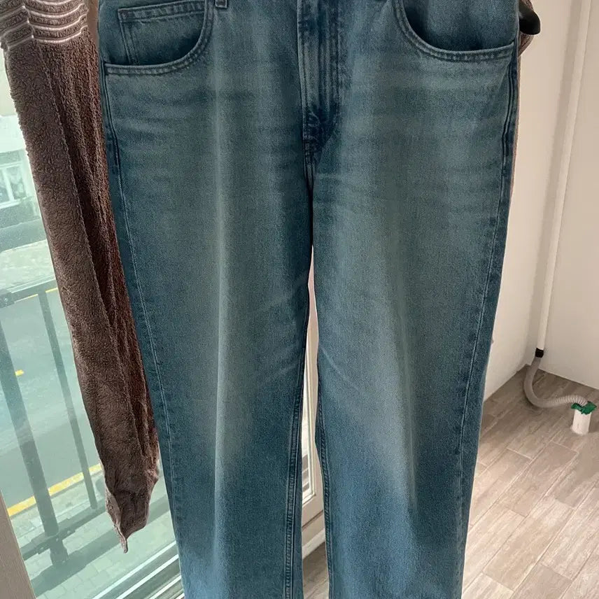 [SOLD OUT] 유니클로 JWA 스트레이트진 63BLUE 32