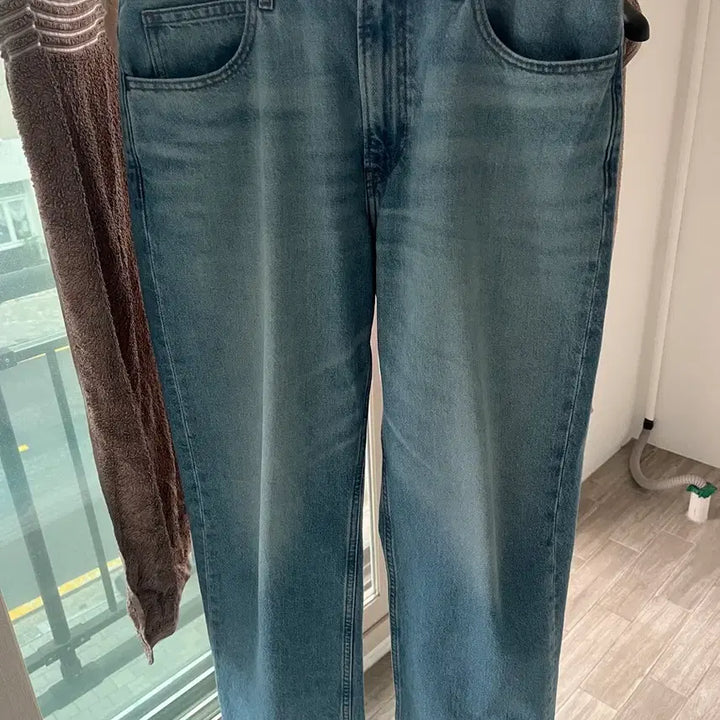 [SOLD OUT] 유니클로 JWA 스트레이트진 63BLUE 32