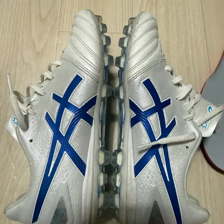 [SOLD OUT] 아식스 DS LIGHT PRO AG 축구화 245mm(실사250mm)