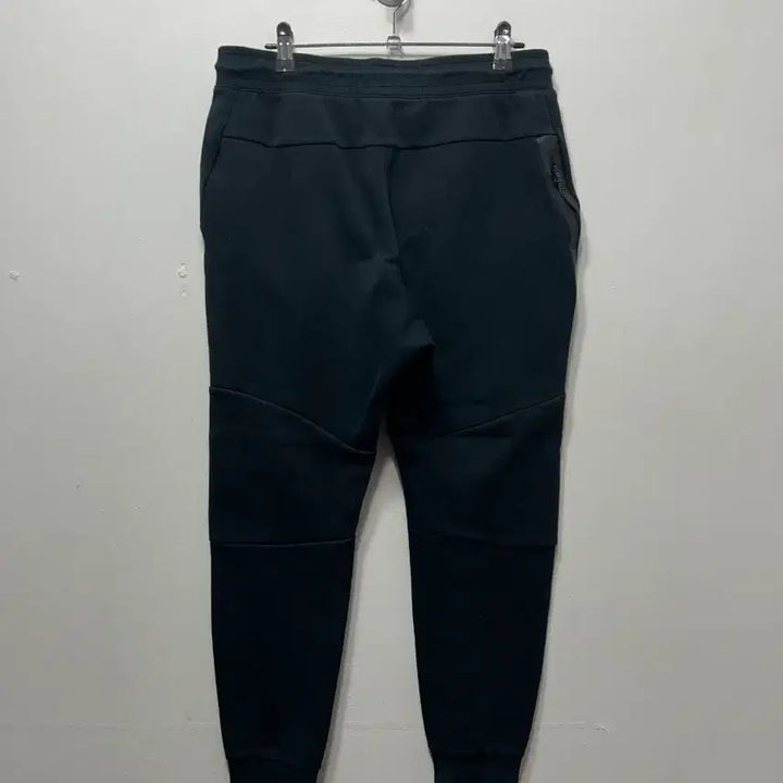 [SOLD OUT] 나이키 테크 플리스 조거 블랙 M