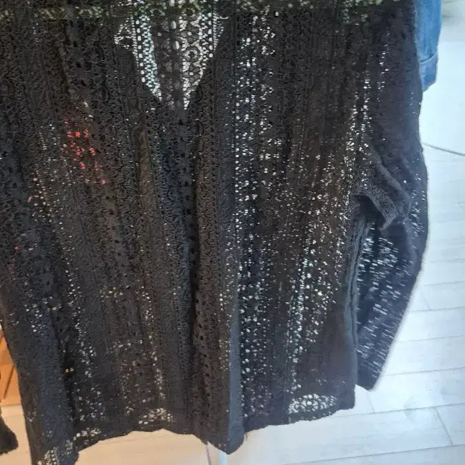 [SOLD OUT] 블랙 레이스 블라우스