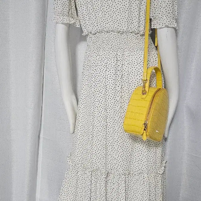 [BUNJANG] Ivory Polka Dot Stretchy Dress - Size M / 아이보리 땡땡이 스판기 좋은 원피스..택 엠