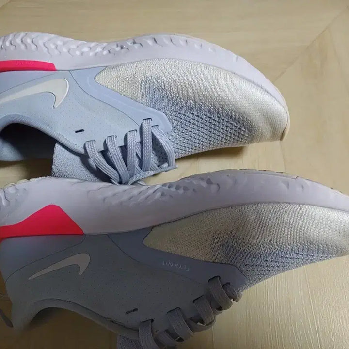 [BUNJANG] Nike React Running Shoes Blue/Pink 240 / NIKE  나이키 리액트 런닝화 블루/핑크  240