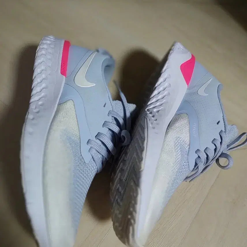 [BUNJANG] Nike React Running Shoes Blue/Pink 240 / NIKE  나이키 리액트 런닝화 블루/핑크  240
