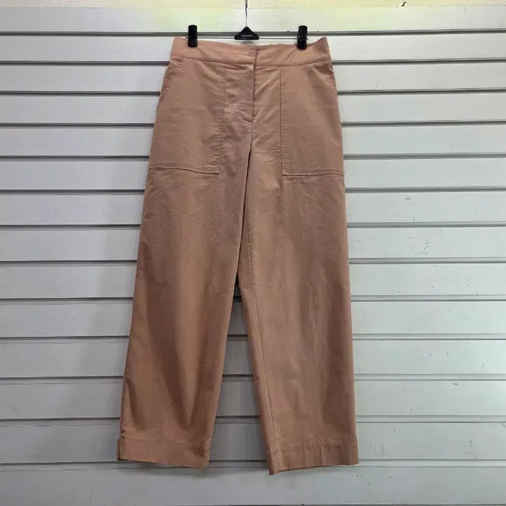 [SOLD OUT] 연인디핑크톤 밑단 단추장식 밴딩바지55/보물찾기천사