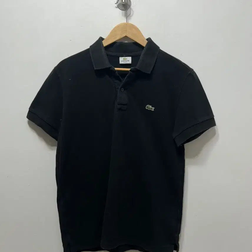 [SOLD OUT] 라코스테 블랙 반팔 폴로티 4 /M