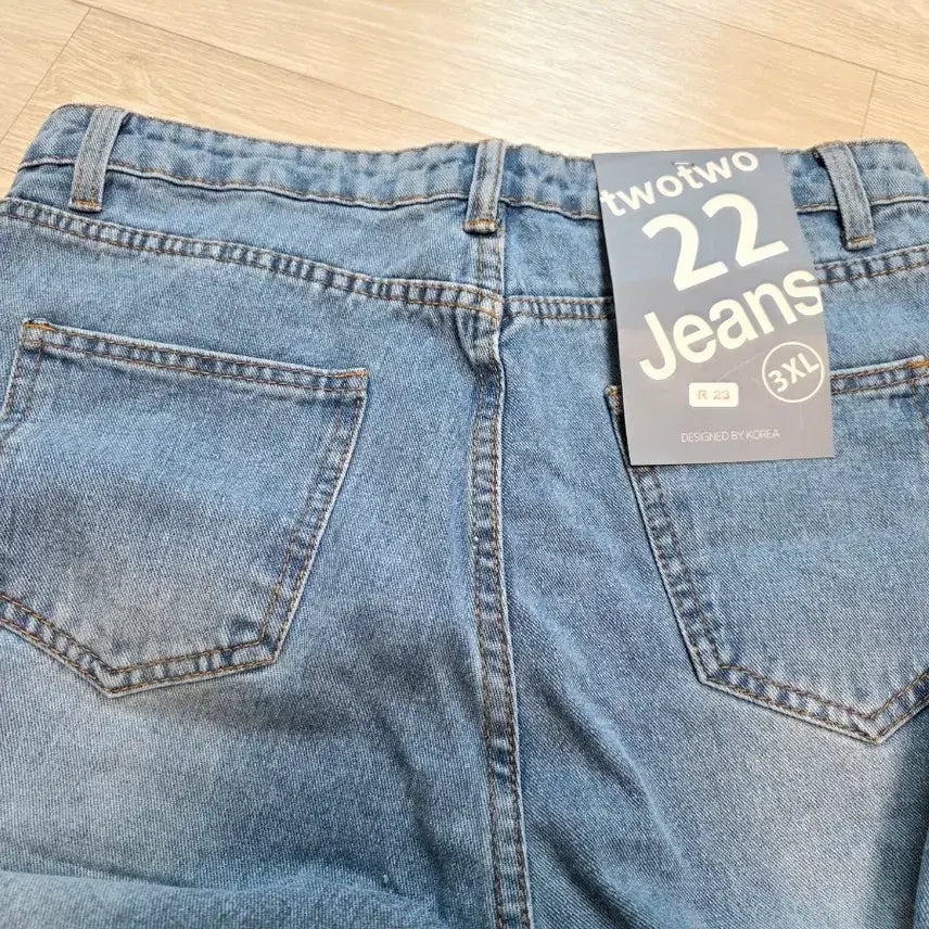 [SOLD OUT] 8부 청바지 새거 32-33정도