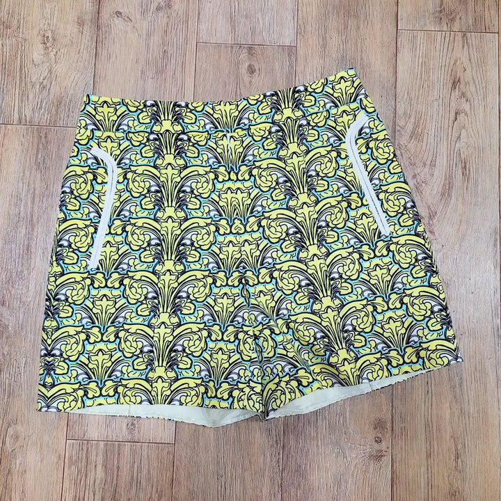 [BUNJANG] MICHAA Pattern Shorts (Size 66) / 미샤(MICHAA) 패턴 반바지 66
