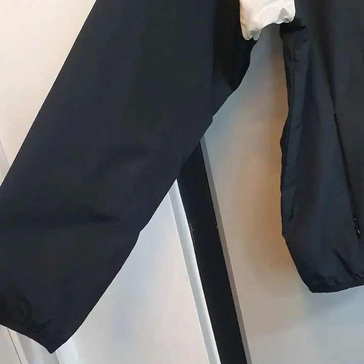 [SOLD OUT] 아디다스 바람막이100