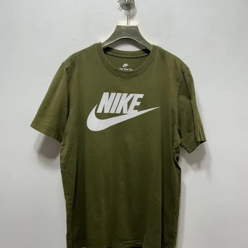 [BUNJANG] Nike Swoosh Short Sleeve T-shirt Khaki L / 나이키 스우시 반팔 티셔츠 카키 L