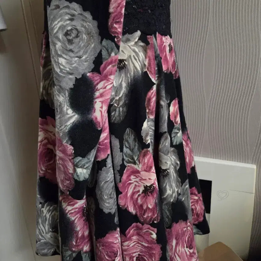 [BUNJANG] Egoist Floral Lace Midi Dress / 에고이스트 플라워 원피스 블랙 레이스 장식 정55사이즈