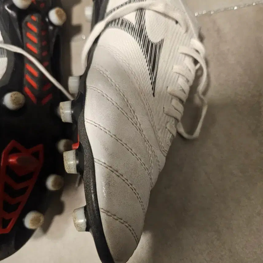 [BUNJANG] Mizuno Neo 3 Beta Japan Soccer Cleats / 미즈노 네오3  베타 재팬 275