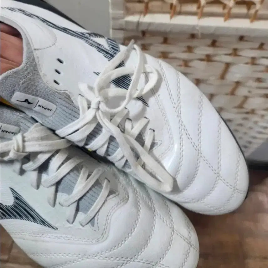 [BUNJANG] Mizuno Neo 3 Beta Japan Soccer Cleats / 미즈노 네오3  베타 재팬 275
