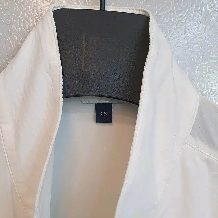 [BUNJANG] HAZZYS White Thin Windbreaker / HAZZYS 신형 헤지스 화이트 얇은바람막이