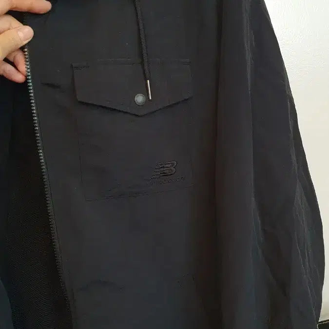 [SOLD OUT] 뉴발란스 후드 바람막이 블랙110상태굿굿