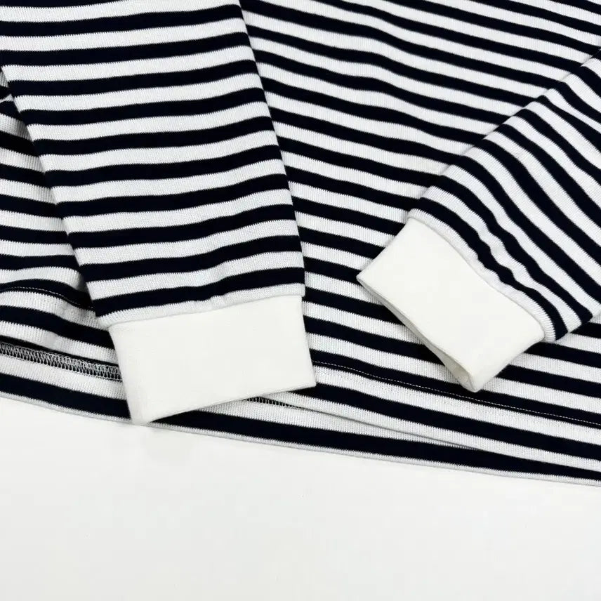 [SOLD OUT] (M) 타미힐피거 클래식 스트라이프 니트 롱슬리브