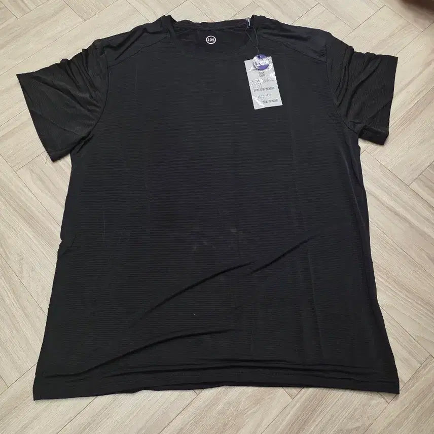 [BUNJANG] Unbranded Cooling Short Sleeve T-shirt (Set of 2) / 냉감 반팔T .105 새제품(2장)