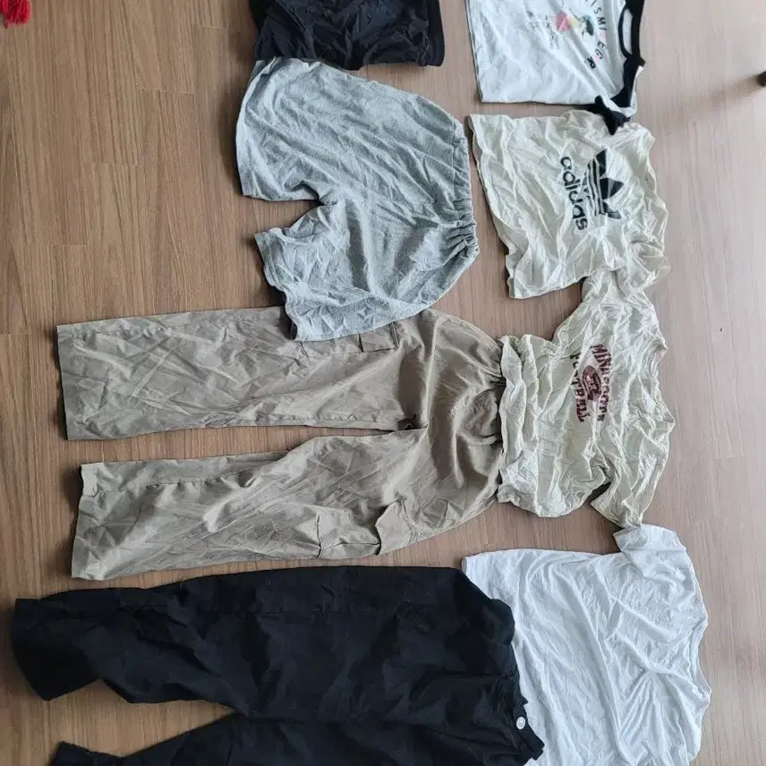[BUNJANG] T-shirt, Pants, Shorts Bundle Set / 반팔 티셔츠/바지/반바지 의류 일괄