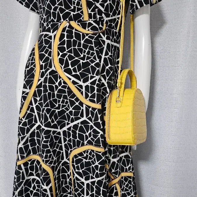 [BUNJANG] Black and Yellow Button and Zipper Dress / 검정 노랑 단추 자크 원피스