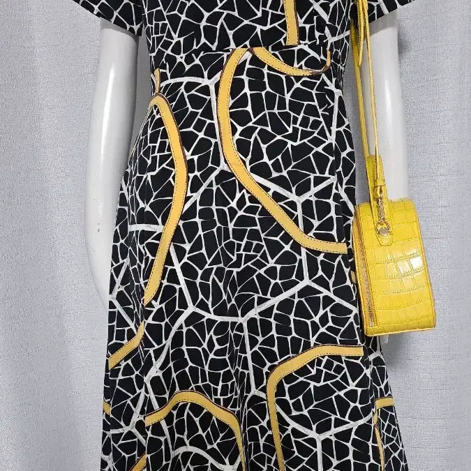 [BUNJANG] Black and Yellow Button and Zipper Dress / 검정 노랑 단추 자크 원피스