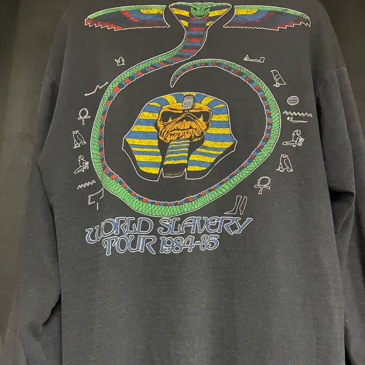 [BUNJANG] Iron Maiden World Slavery Longsleeve T-Shirt / 80s Iron maiden world slavery longsleeve