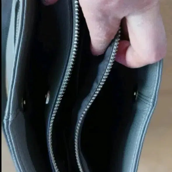 [BUNJANG] Della Stella Gray Leather Shoulder Bag / 델라스텔라 그레이 소가죽 숄더백