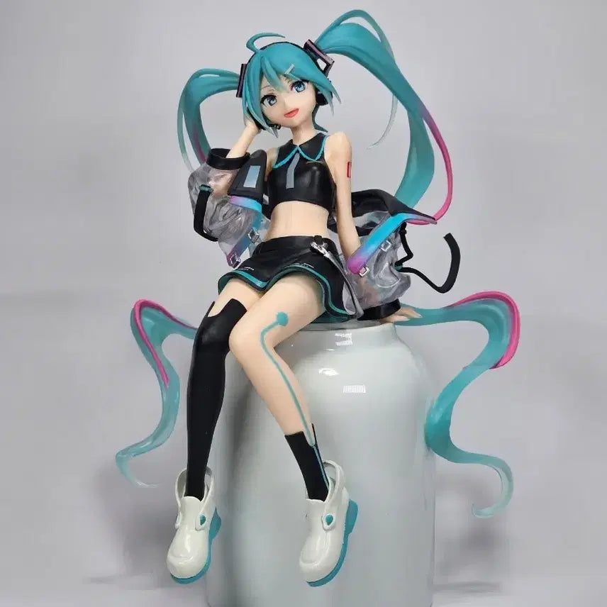 [SOLD OUT] 후류 하츠네미쿠 누들스토퍼 네온사이버