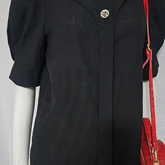 [SOLD OUT] 상태굿 검정 블라우스