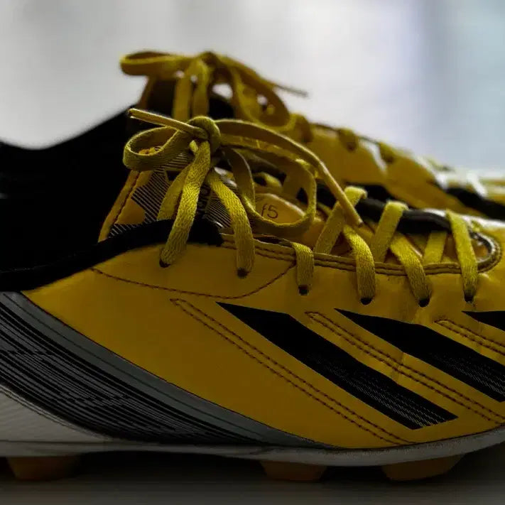 [BUNJANG] Adidas Soccer Cleats Yellow/Black 270 / 아디다스 축구화 옐로우/블랙  270