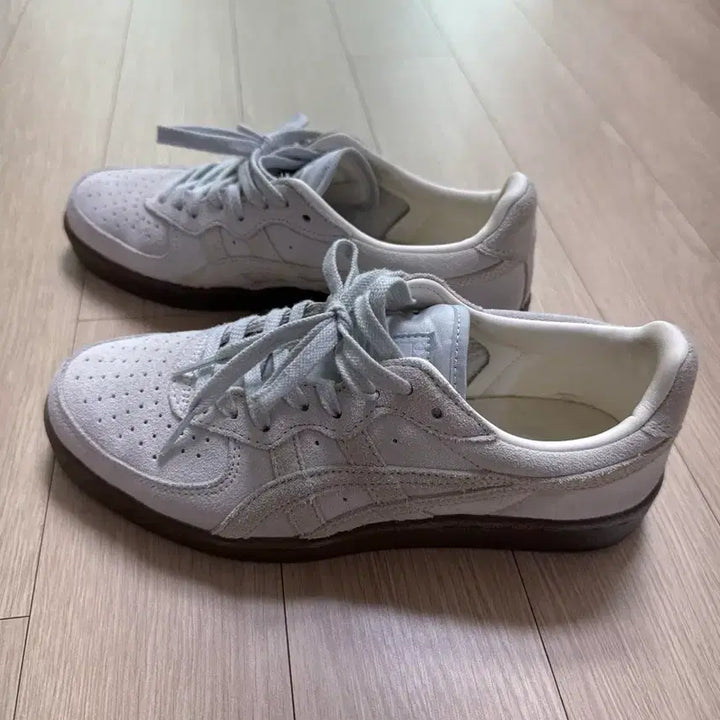 [BUNJANG] Onitsuka Tiger Ivory Sneakers / 오니츠카 타이거 240 사이즈 팝니다